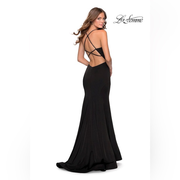 Camille’s La Vie prom dress la femme size 2 - Picture 3 of 9